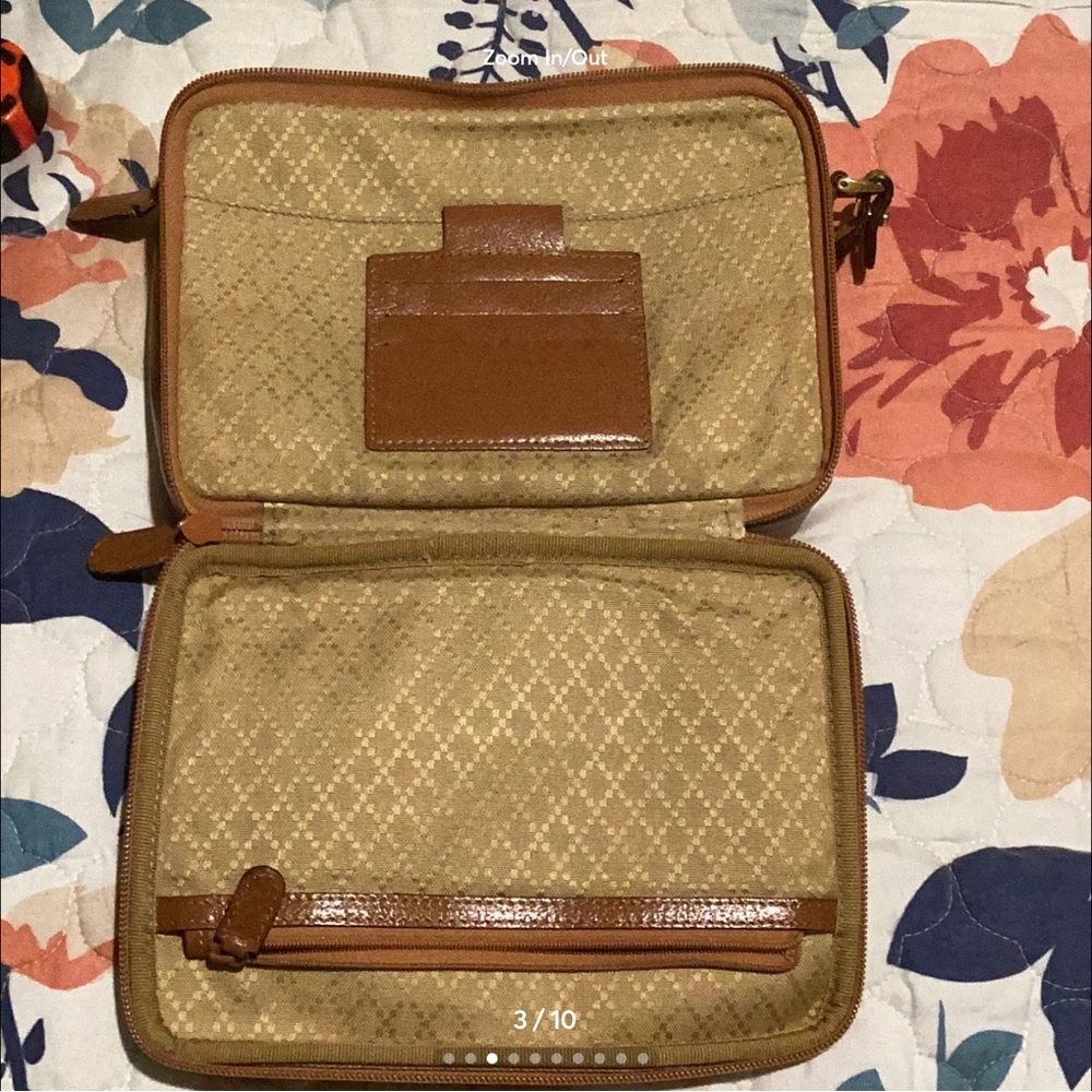 Gucci tan clutch - Picture 11 of 11